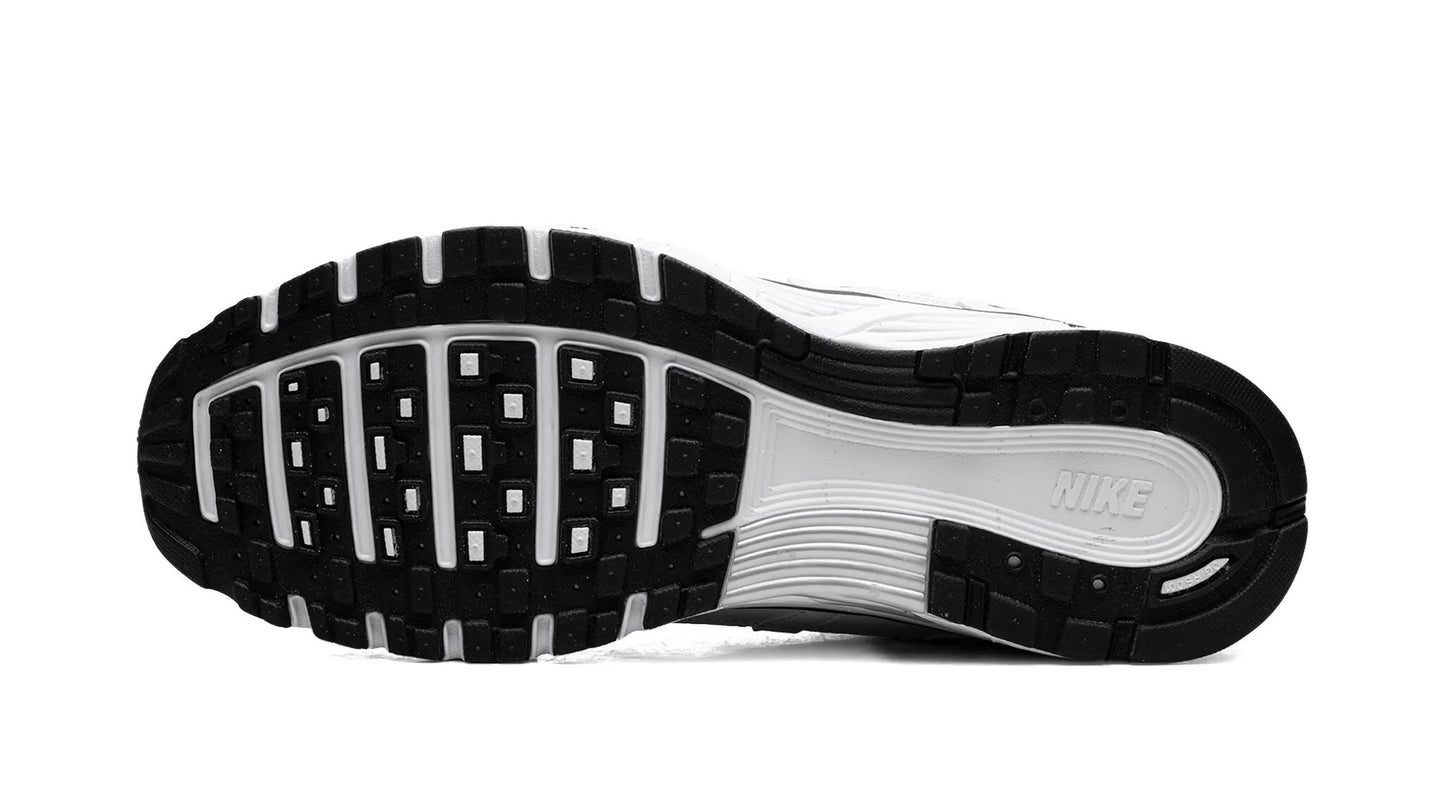 NIKE P-6000 WHITE METALLIC SILVER BLACK