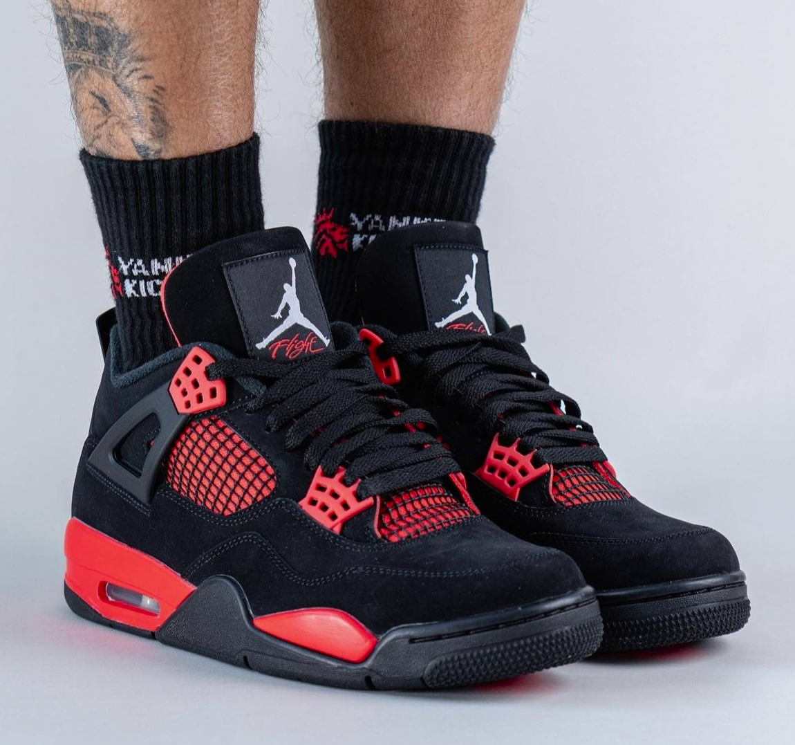 AIR JORDAN 4 RETRO RED THUNDER