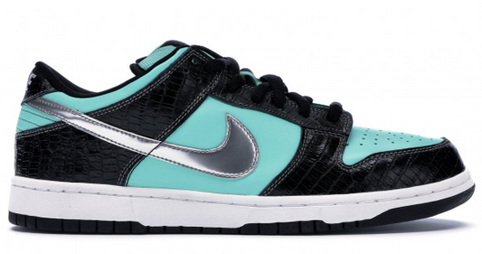 NIKE SB DUNK LOW DIAMOND SUPPLY CO TIFFANY