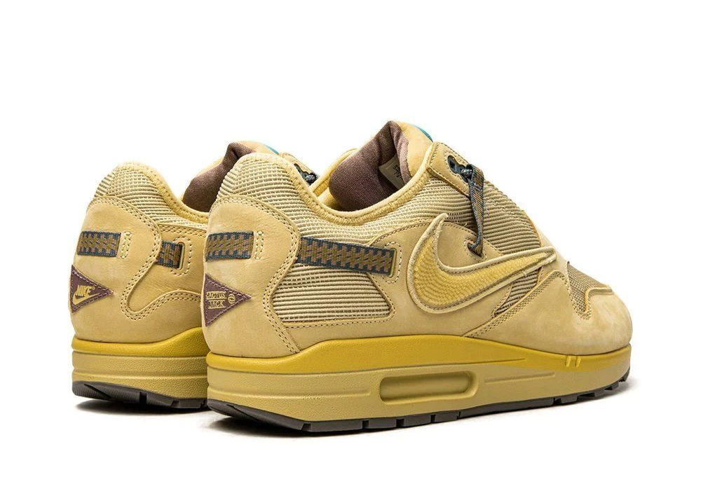 NIKE AIR MAX 1 X TRAVIS SCOTT CJ SATURN GOLD