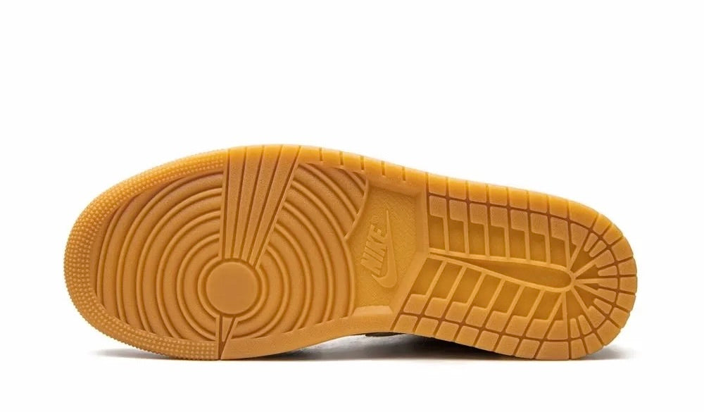 AIR JORDAN 1 MID SE COCONUT MILK