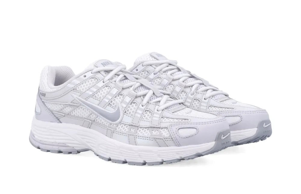 NIKE P-6000 WHITE/GREY
