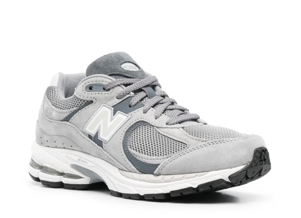 NEW BALANCE 2002R GREY