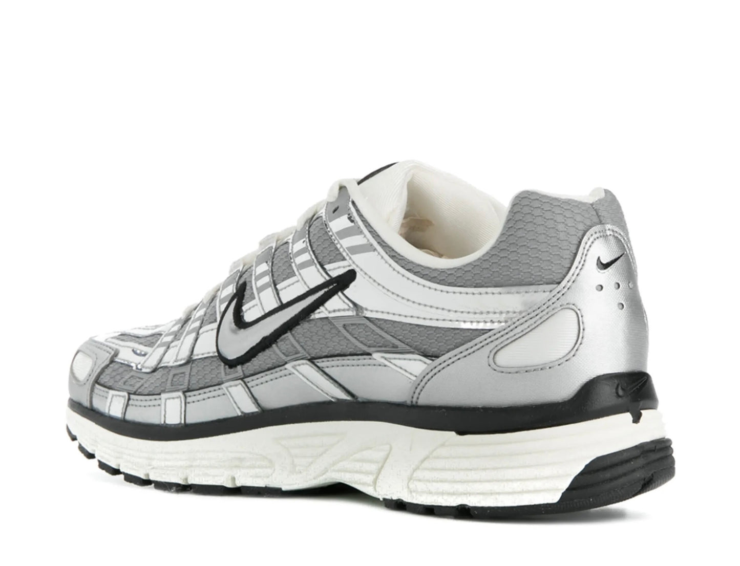 NIKE P-6000 METALLIC SILVER