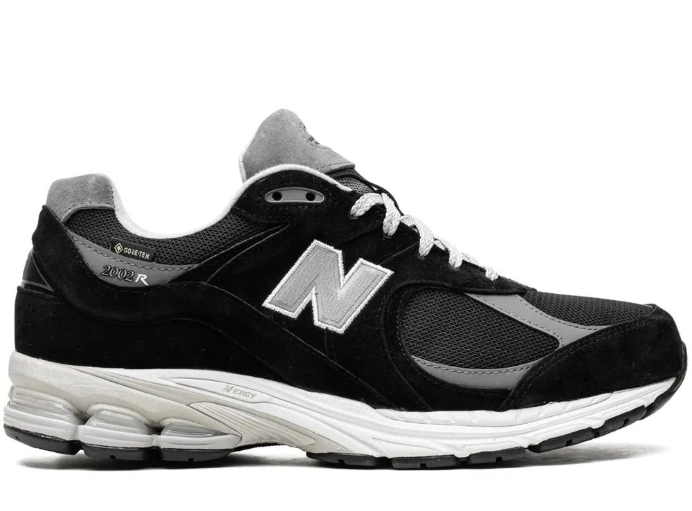 NEW BALANCE 2002R GORE-TEX