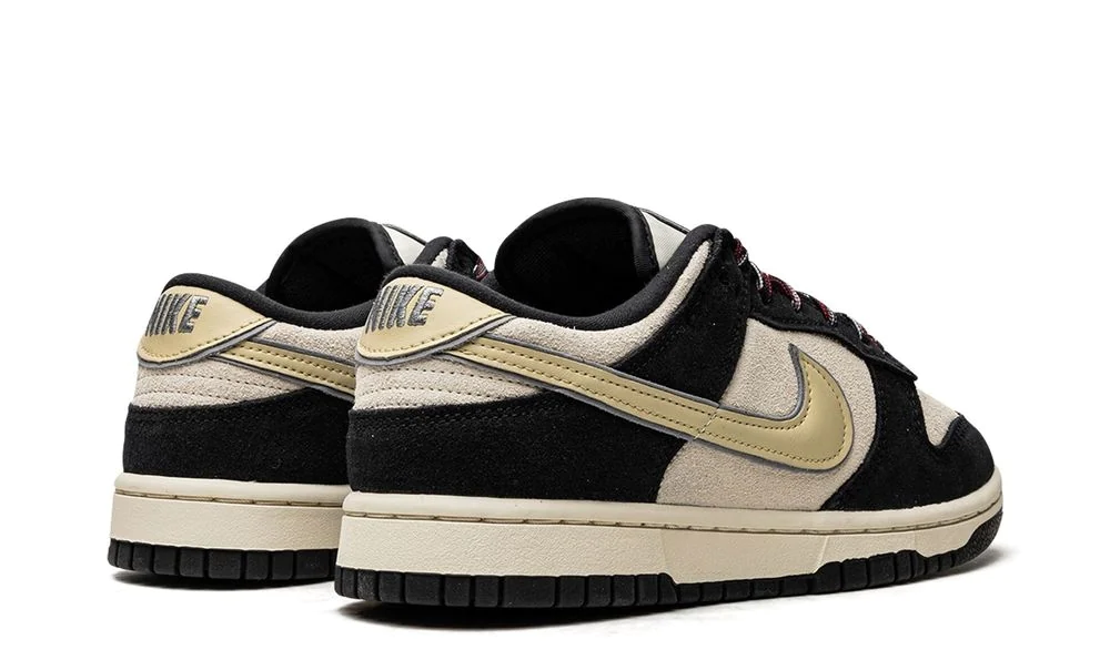 NIKE DUNK LOW LX BLACK SUEDE TEAM GOLD