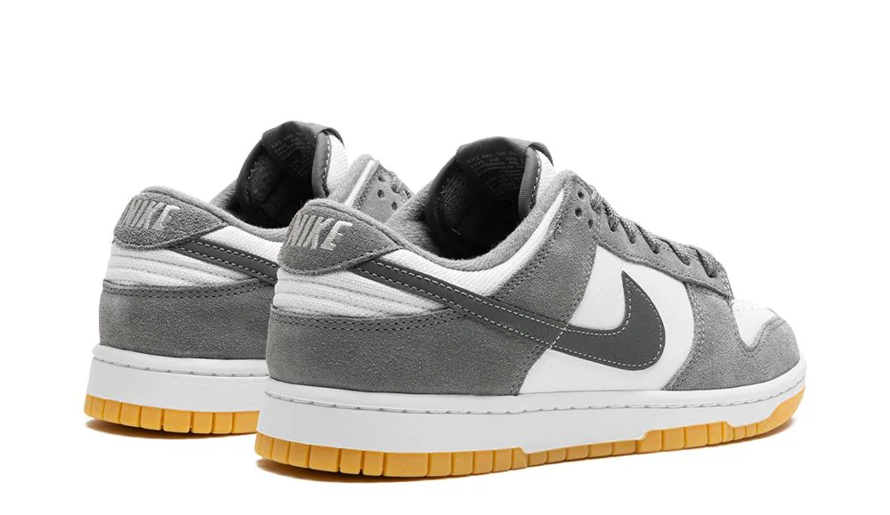 NIKE DUNK LOW SMOKE GREY GUM