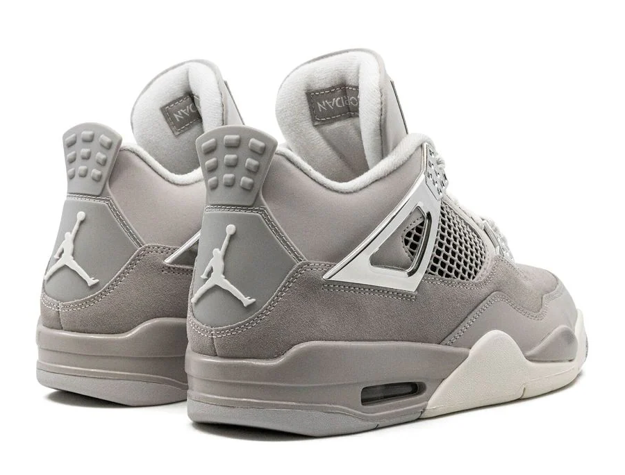 AIR JORDAN 4 RETRO FROZEN MOMENTS