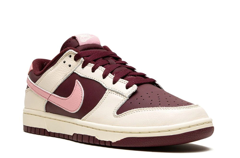 NIKE DUNK LOW RETRO PRM VALENTINE'S DAY