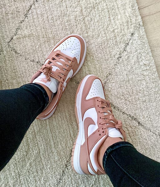 NIKE DUNK LOW ROSE WHISPER